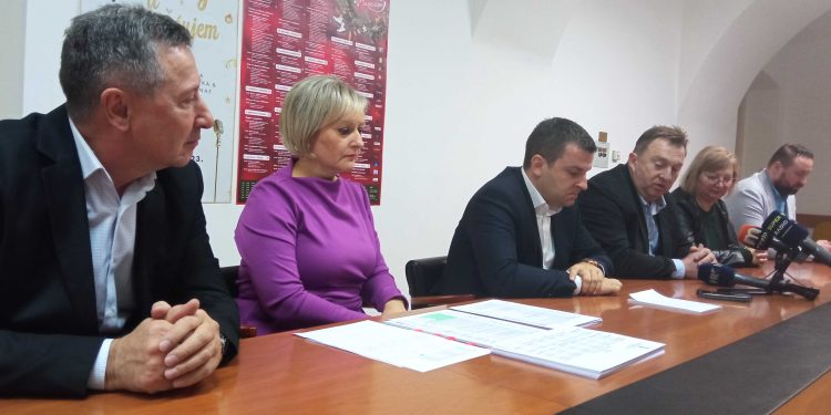 Nikad veći proračun s nikad manje poreznog opterećenja za građane