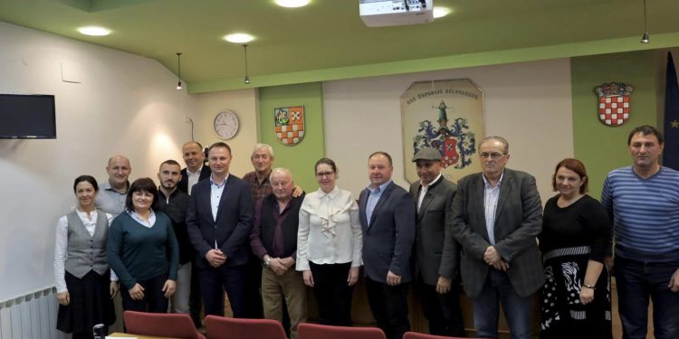 Manjinska Koordinacija izabrala isto vodstvo i za novi mandat