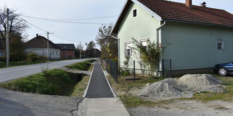 U Velikom Grđevcu nastavak gradnje nogostupa