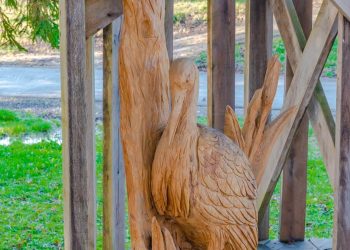 Tri nove drvene skulpture na Vustju