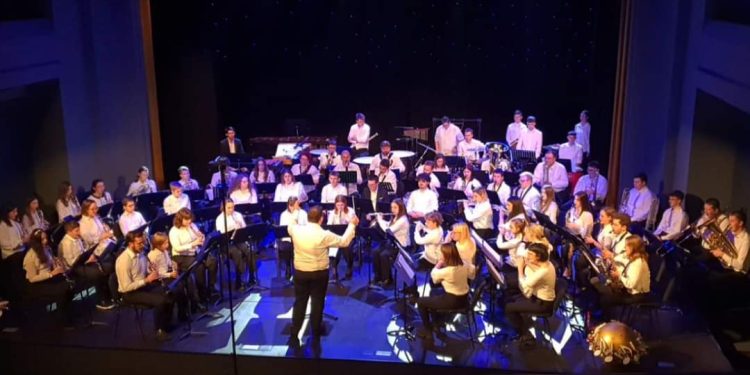 Novogodišnji koncert Puhačkog orkestra Bjelovar