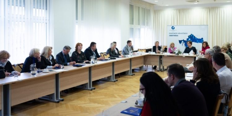 HOK traži porezno rasterećenje za paušaliste