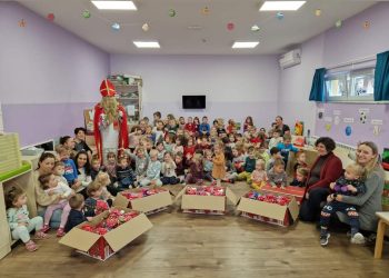 Sveti Nikola posjetio Dječji vrtić Palčica u Rovišću