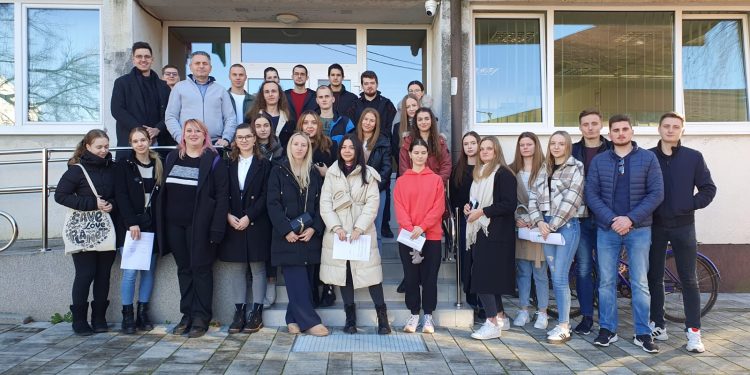 Studentima 140 eura na dar