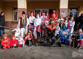 Jedinstvene maškare opet razveselile Končaničane