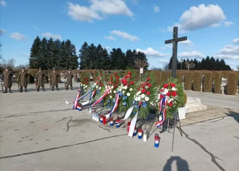 Obilježavanje 32. godišnjice ukopa branitelja poginulih u Kusonjama