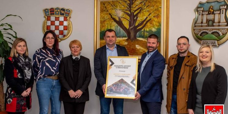 Dodjeljeno priznanje za najljepši advent