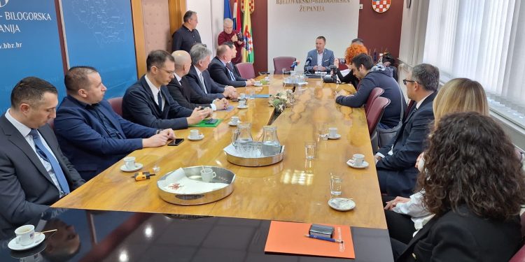 Poljoprivrednicima i ove godine osigurana pomoć za proljetnu sjetvu