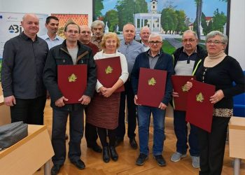 Kupujte med samo od pčelara koji vam je susjed, prijatelj, poznanik