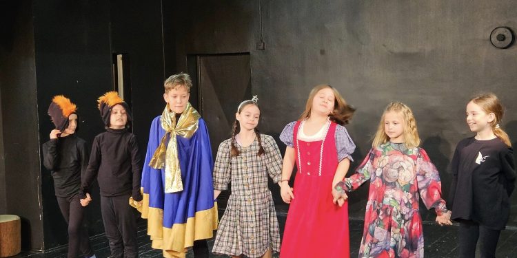 Magareće priče, premijera Bjelovarskog kazališta