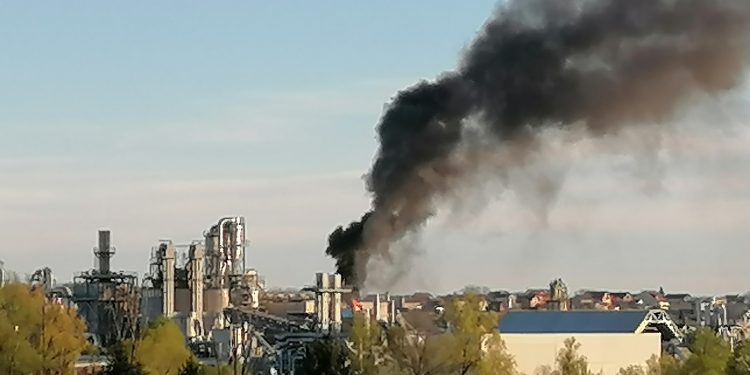 Gori kotlovnica u Kronospanu