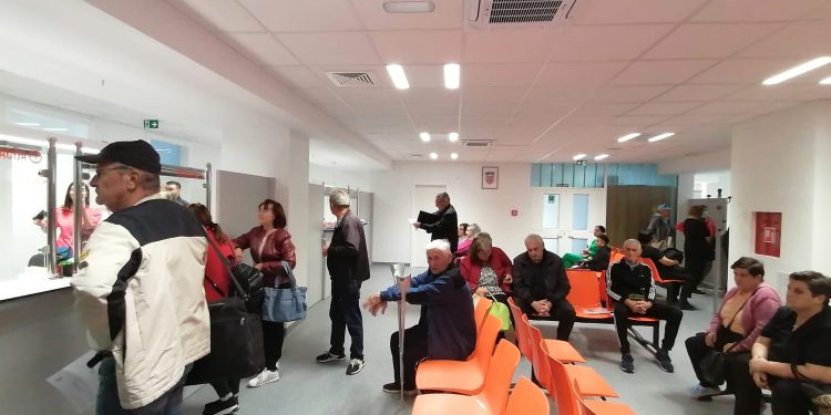 Lakše se diše- liječnici i pacijenti u Bjelovaru napokon u novouređenim ambulantama