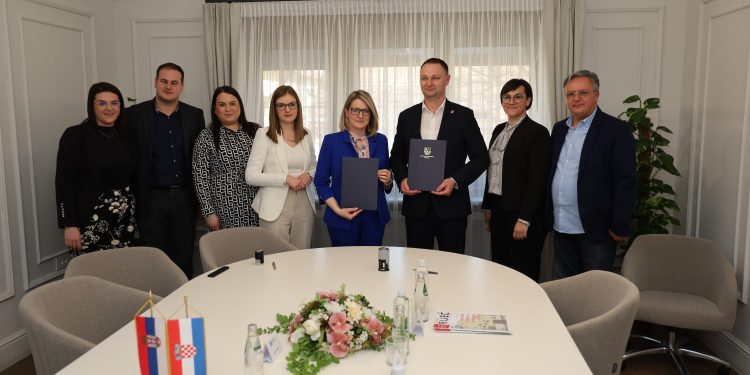 Županija pomaže Hrvate u Srbiji