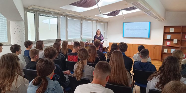 U Medicinskoj predstavljen prvi hrvatski Priručnik za primjenu dodataka prehrani