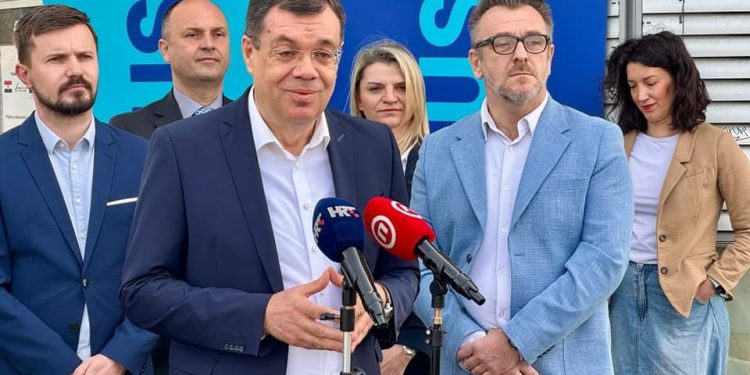 Damir Bajs nositelj liste Fokusa i Republike u II.izbornoj jedinici ističe: ”Pad standarda i inflacija najviše pogađaju umirovljenike”