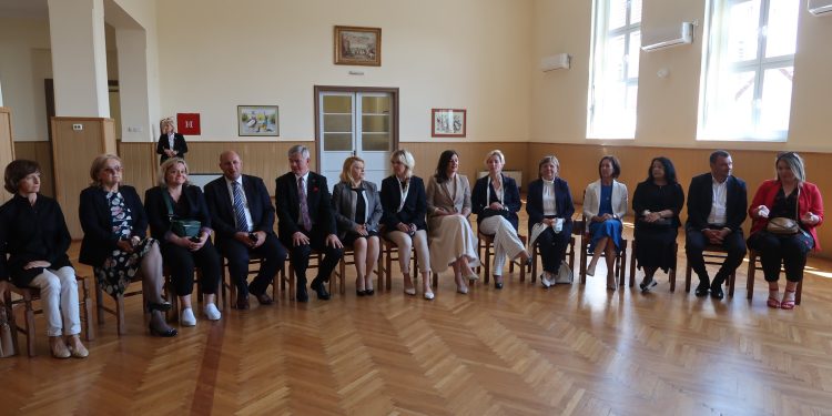 Prva dama Češke u posjetu Daruvaru