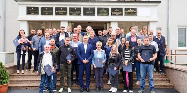 Župan Marušić potpisao ugovore s 47 sportskih udruga