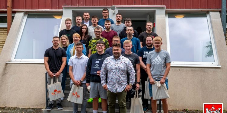 Nova generacija optičko telekomunikacijskih tehničara!