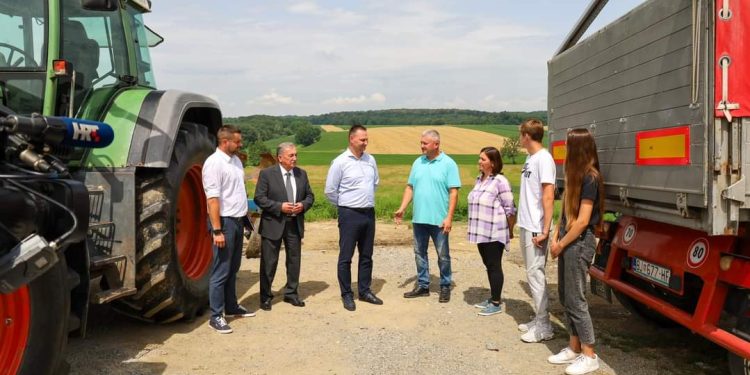 Županija raspisala javni poziv za potpore u poljoprivredi