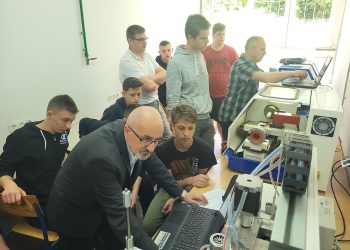 U trogodišnjim programima predlaže se smanjenje općeobrazovnih predmeta