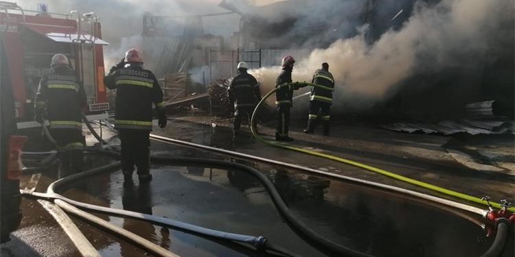 Veliki požar u Novoseljanima progutao imanje i životinje