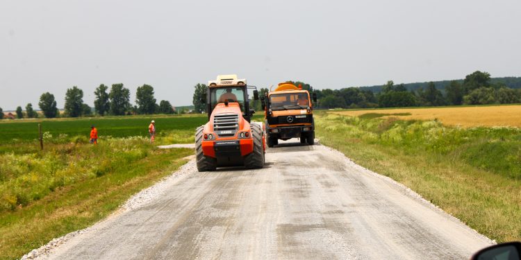 U tijeku radovi na županijskim prometnicama vrijedni 4.4 milijuna eura