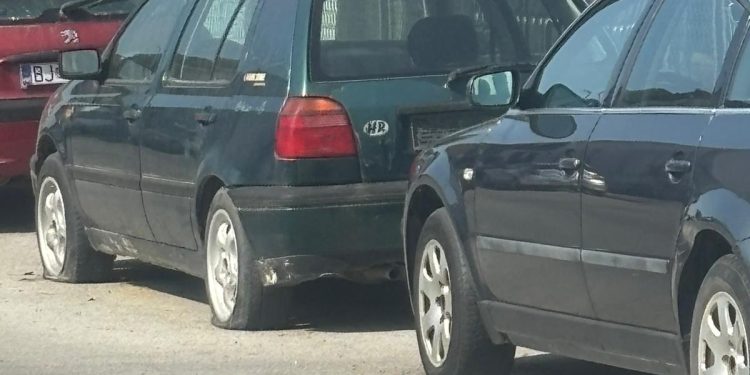 Ogorčeni stanari Demetrove ulice mole za pomoć