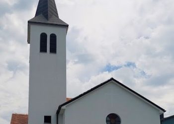 Obnovljena crkva u Garešničkom Brestovcu