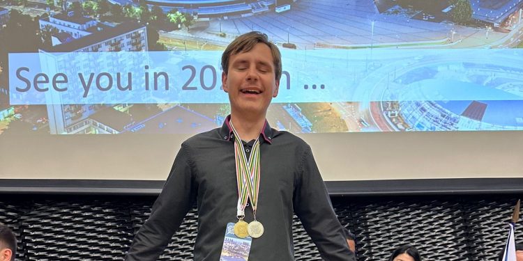 Viktor Matraković iz bjelovarske ekonomske i birotehničke škole osovio prve medalje za Hrvatsku u dektilografiji