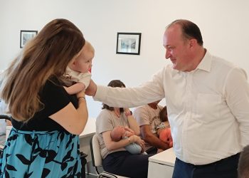 Grad Garešnica darivao najmlađe sugrađane