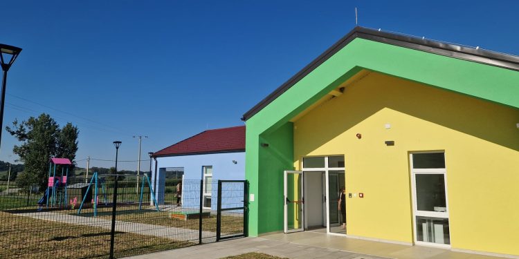 Funkcionalno spajanje vrtića u Rovišću i Zrinskom Topolovcu