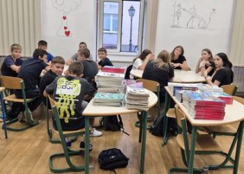 Grad Bjelovar sufinacira troškove kupnje radnih bilježnica i radnih materijala- u tijeku je javni poziv