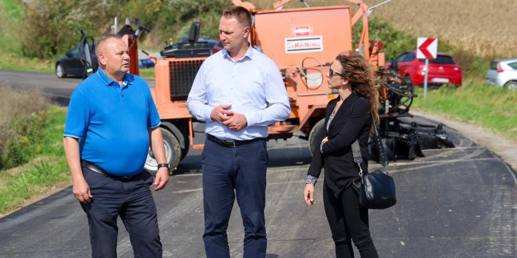 Uskoro novim asfaltom i do Trojeglave