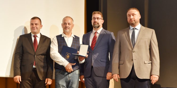 Uredniku emisije ”Sa zdravljem na ti” priznanje Grada Bjelovara