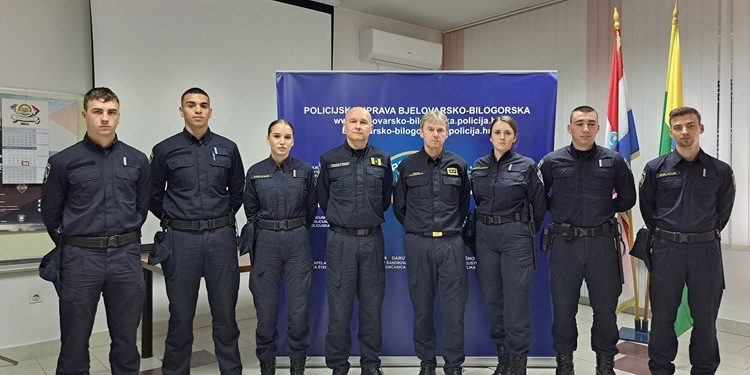 Načelnik policijske uprave Jakob Bukvić sa suradnicima poželio dobrodošlicu novim policijskim službenicima