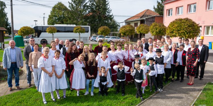 U Velikoj Pisanici održan Dan mađarske pjesme i plesa