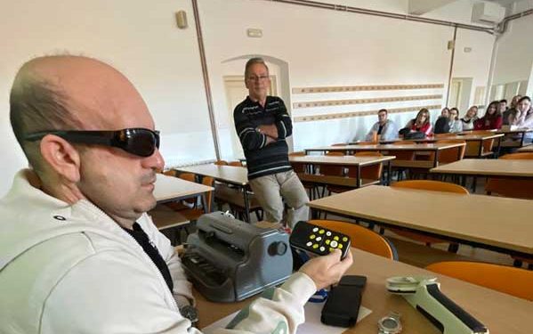 Dan je bijelog štapa, vidite li probleme slijepih