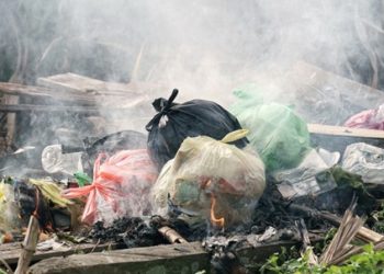 Općina Rovišće upozorava- ne palite otpad pogotovo plastiku