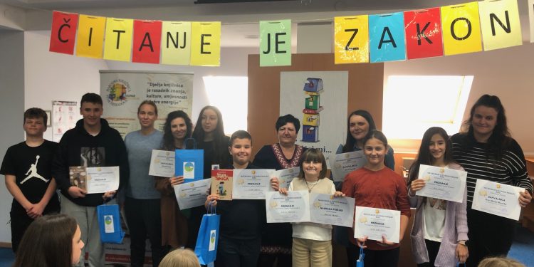 Jelena, Filip i Karlo najbolji su županijski čitači na glas