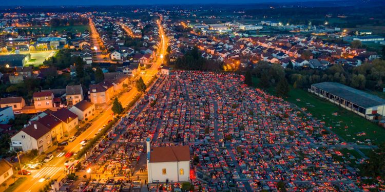 Blagdan Svih svetih i Dušni dan blagdani su ljubavi i sjećanja