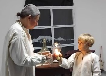 Emotivnom predstavom svečano otvoren novouređeni parohijski dom u Narti