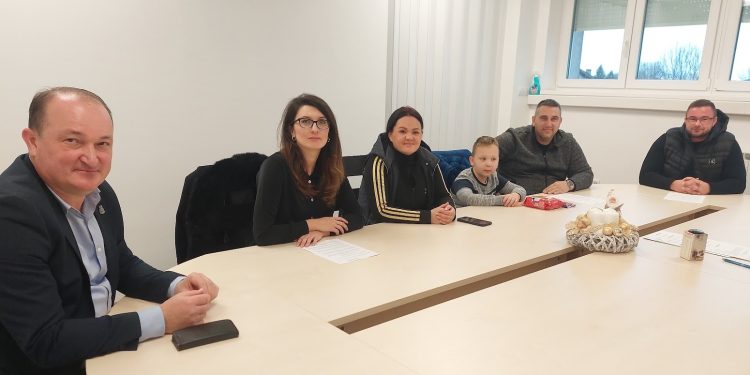 Grad Garešnica i u novoj godini pomaže mlade obitelji