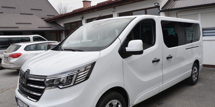 U Ositu ostvarili svoj san, stiglo novo kombi vozilo