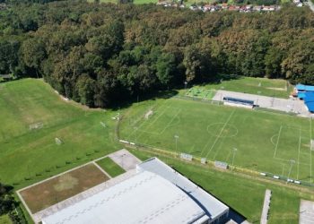 Nove tribine u sportsko rekreacijskom centru Garić