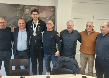 Svog srebrnog rukometaša dočekali i Garešničani