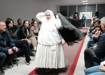 Noć muzeja u Rovišću obilježana posebnom revijom narodnih nošnji