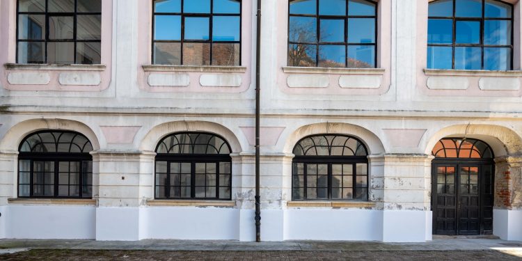 Daruvarski Zavičajni muzej uskoro će dobiti novo dizalo, a završavaju se i ostali radovi