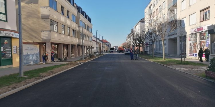 Gundulićeva ulica zasjala punim sjajem