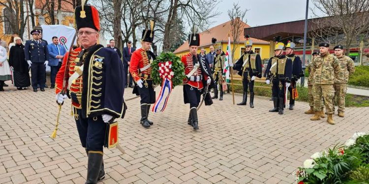 Bjelovarski graničari husari s mađarskim povijesnim postrojbama dogovorili detalje za ovogodišnju Terezijanu