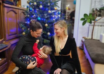 Tko stoji iza priče Sisterhood dojenje